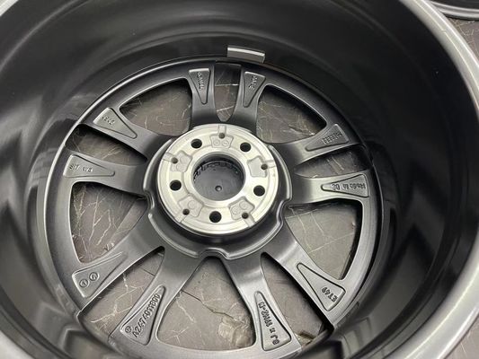 Amg 19 Inch Rim Set  5-Double-Spoke Tantal Grey For Mercedes-Benz Glb